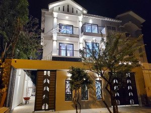 cần bán gấp nhà riêng 5pn, 6vs tại phan văn trị, bình thạnh, 200m2