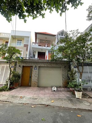 đang tìm một chốn an cư hay kinh doanh đỉnh cao? nhà mặt phố bến đình đang chờ bạn