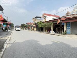 Nhượng căn hộ mặt đường 208 ngay chợ Hoàng Lâu, kinh doanh siêu tốt