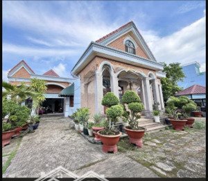 bán nhà biệt thự để về lại mỹ định cư cùng gia đình tại long thành. biên hòa - đồng nai