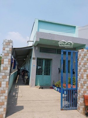 bán nhà trọ rộng 250m2, full thổ cư, có sẵn thu nhập