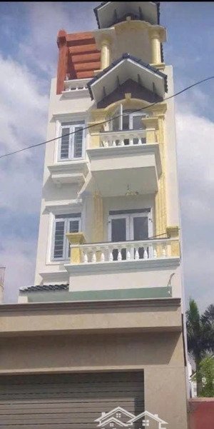 nhà full nội thất hẻm xe hơi vp & kinh doanh- gần sân bay- công viên gia định