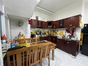 cần bán tòa căn hộ dòng tiền khu du lịch sơn thuỷ, giá tốt đầy đủ nội thất