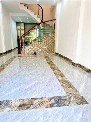 bán gấp nhà dương nội - 50m2, 5 tầng ,giáp aeon mall cách trục đường đôi 50m giá hơn 15 tỷ