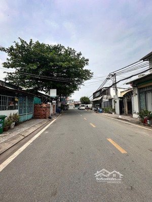 bán căn góc mặt tiền đường 138 tân phú, q. 9 + vị trí vàng: cạnh bến xe miền đông mới