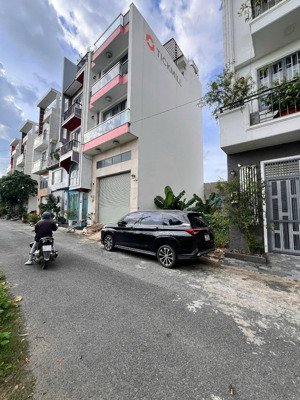 nhà 4 lầu 6.4 tỷ, gần nguyễn oanh gò vấp, ngay đường tl08, khu du lịch bến xưa. đường ô tô 7m