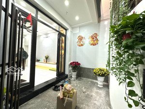 thịnh quang - đống đa 31.9m2 5 tầng full nội thất 7.x tỷ