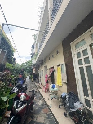 giá tốt hiếm gặp nhà vừa ở vừa kinh doanh phòng trọ bề ngang 14m khủng giữa lòng thủ đức