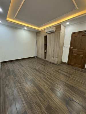cho thuê nhà kđt phúc đạt, dt 100m2, 4pn 4wc nội thất cơ bản có sẵn 2 máy lạnh, tủ đồ