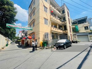 giảm sâu 500tr bán gấp tòa nhà 4 tầng 7pn- thang máy ngay đh cảnh sát- phạm văn đồng dt (5.5x 19m)