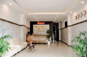 khách sạn gần biển nha trang đang kinh doanh đầy đủ giấy tờ kinh doanh ngay