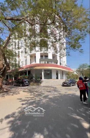 bán đất 3500m2 3 mặt thoáng, đang có tòa nhà 7 tầng