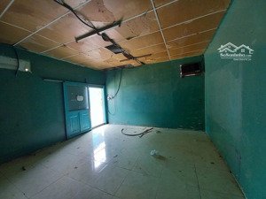 cho thuê kho nhỏ quận 7 dt 70m2 đẹp như văn phòng