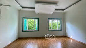 cho thuê nhà mặt phố trần đại nghĩa diện tích 120m2x5 tầng, mt7m, nhà mới, thang máy