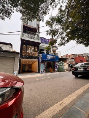 bán nhà mặt phố hoa lâm, 60m , thang máy, kinh doanh đa dạng, 25xty