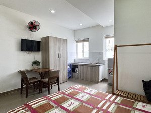 cho thuê studio siêu rộng 30m2 ngay ung văn khiêm hutech khu u, đh ngoại thương, nguyễn gia trí