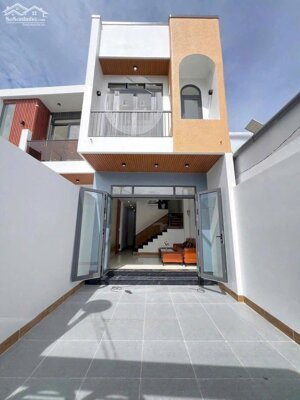 (NGỘP) Bán nhà lầu 5x18m ngay phường Tân Triều