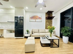 siêu hiếm! em thủy chuyên bán cc green stars bán căn 2pn, tầng đẹp, view thoáng, ban công hướng mát