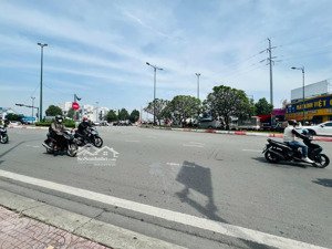 hàng hiếm sắp chốt quỹ đất lớn 2 mt đường 32, linh đông, thủ đức ngang 20m phân lô siêu đẹp tốt