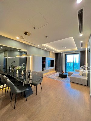 cho thuê căn góc, 3pn, 130m2, full đồ tại golden park - 25tr. lh: 