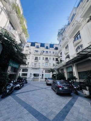 mót nhà liền kề quận cầu giấy 110m2 7 tầng thang máy mt: 5m thoáng sau cạnh vườn hoa, giá: 55 tỷ