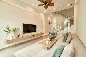 chỉ 6.x tỷ sở hữu ngay shophouse 3,5 tầng 1 hầm sun urban hà nam