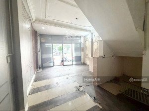 mặt tiền phạm văn đồng - vỉa hè 6m - hoàn công đủ