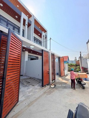 nhà 4 phòng ngủ - ngay trường thcs tân phong, đi xíu ra cv dương tử giang, biên hoà