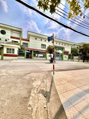 bán trước tết, nhà ngay tô hiệu, gần đầm sen- 56m2- chỉ hơn 5t