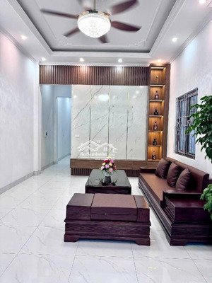 bán nhà tứ hiệp, thanh trì, 65m2, full nội thất, ngõ ô tô, 30m ra chợ văn điển, giá 12 tỷ