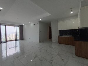 không còn căn thứ 2, opal boulevard 108m2 chỉ 4.4 tỷ, m2=40tr(full vat), có sổ, gọi bộ: 