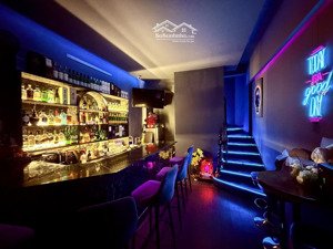 chính chủ bán nhà 15b lê thánh tôn quận 1 - phố người nhật - giá 8.5 tỷ