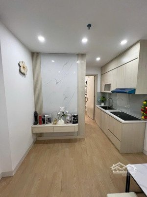 bán ccmn gần vincom phạm ngọc thạch - mới tinh full nội thất đẹp, giá rẻ