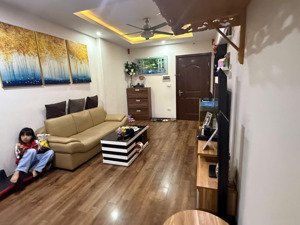 căn hộ tại toà ct1 khu đô thị xa la, tầng trung, đầy đủ nội thất, bán gấp 