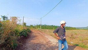 550 triệu /1000 m2 tổng 1mẫu 4 có 75 m mặt tiền rộng 10 m siêu vip và rẻ nhất brvt hiện nay