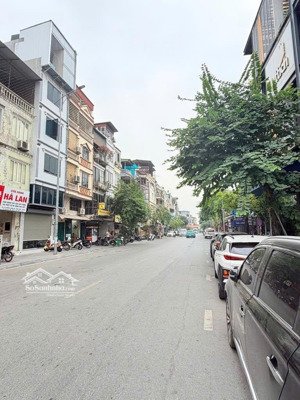 nhà đẹp kính koong trung tâm hai bà trưng - hoàn kiếm g.i á tốt , 5 tầng, công năng đầy đủ