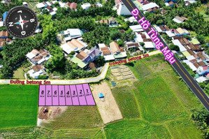 đất đẹp rẻ, mặt bằng đẹp, ranh giới rõ ràng. đc: tdp phong phú 2 phường ninh giang , tx. nin