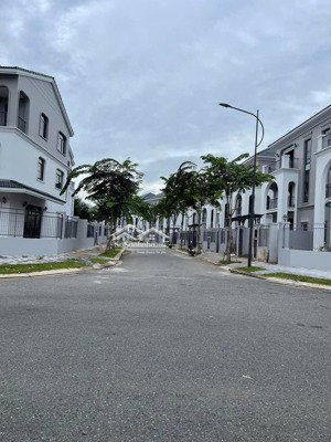 cắt lỗ - lh chính chủ bán 125m2 palm marina - giá quá hời - lh gấp