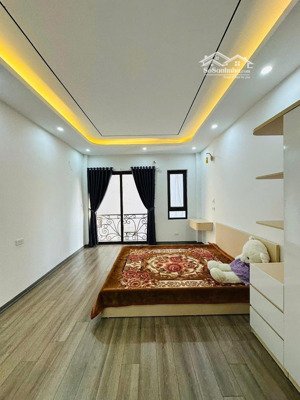 bán nhà mới đẹp ở ngay đón tết - thái thịnh 33m2 - 6 tầng - mt 3.8m - cách oto 20m - giá chỉ 9.48t