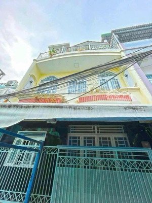 bán nhà cạnh phú mỹ hưng đường huỳnh tấn phát, p.phú thuận quận 7