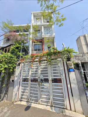 nhà 4 tầng 4x21m sổ vuông vức, hẻm xe hơi 7 chỗ, hẻm thông, quang trung phường 8 gò vấp
