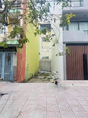 đất trống, mặt tiền kd sầm uất - nam hùng vương - ngay sát ngã tư - (4x20m) - chỉ: 9.7 tỷ