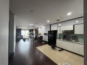 chính chủ cc hồ gươm plaza 102 trần phú hà đông 141m2, view trung tâm, full nội thất