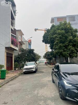 Bán Lô Đất Khu Trung Tâm Huyện Ủy, Vị trí đẹp, giá tốt: 0835459289