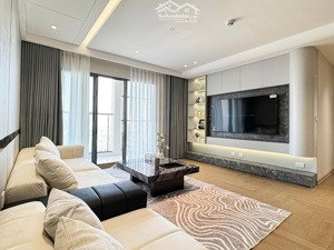 tôi cần bán căn 4pn, 168m2 tòa brg 25 lê văn lương, giá 19 tỷ, lh  