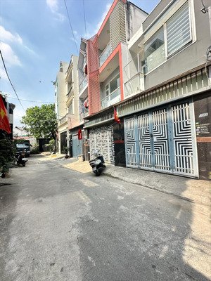 hẻm 7m - 8x14m - ngay hương lộ 2 - bv bình tân - giá 8.6 tỷ - cách mặt tiền 30m