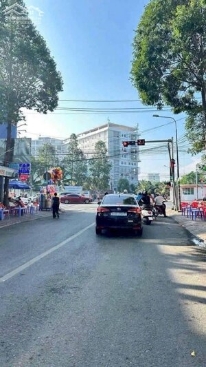 Nền trục chính khu dân cư ngang bệnh viện Nhi Đồng Cần Thơ