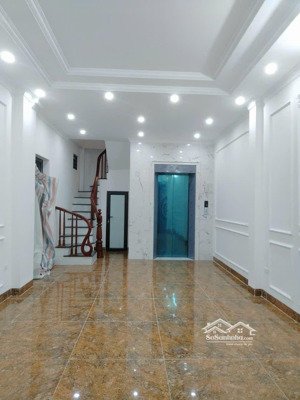 bán nhà riêng khu văn miếu - đống đa - dt 40m2 - 6 tầng thang máy - lô góc 3 thoáng - giá 14.x tỷ