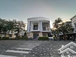 cho thuê verosa nhà mới, nội thất cao cấp