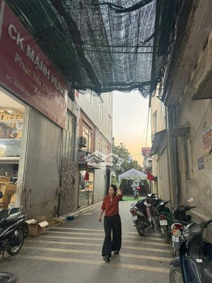 thửa đất vuông đẹp tiền hậu như nhau